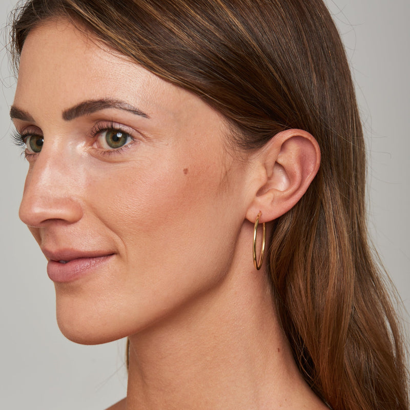 Essential Hoops - 14 karat gold hoop earring